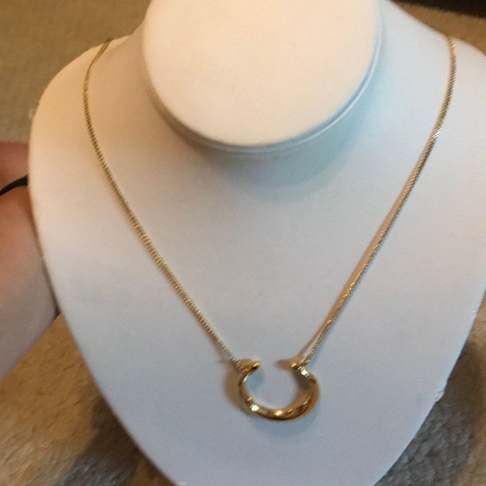 Stella & Dot- Luna  pendant necklace